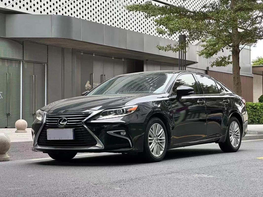 2015 ريكسوس إس نسخة إنسبيrium 200 لعام 2015 - Seek Motors